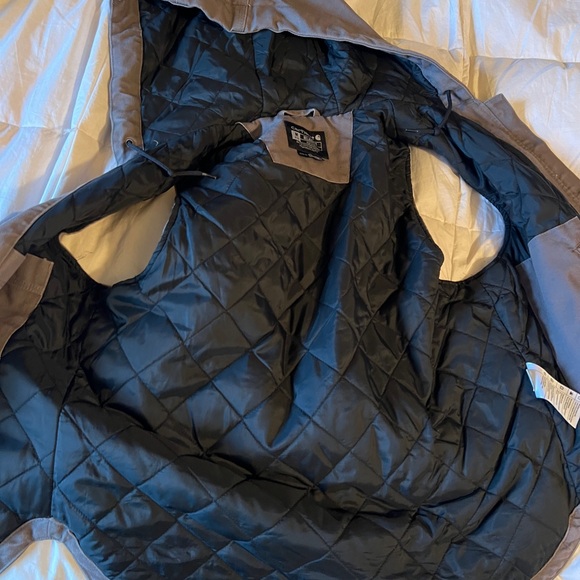 Brand New Carhartt Mauve Hooded Vest Taupe Gray - Picture 6 of 8